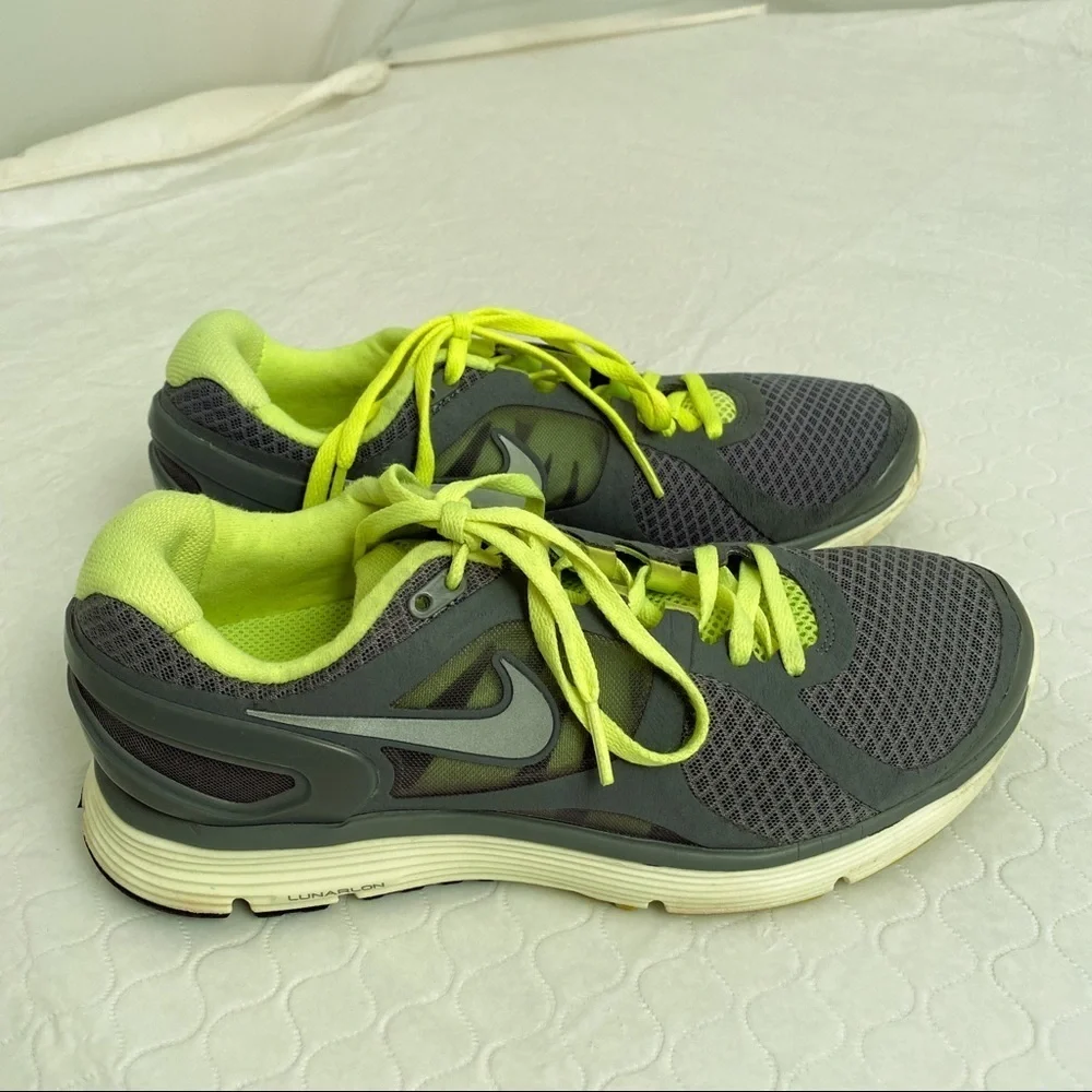 Nike Lunar Eclipse 2 gray and yellow running sneakers